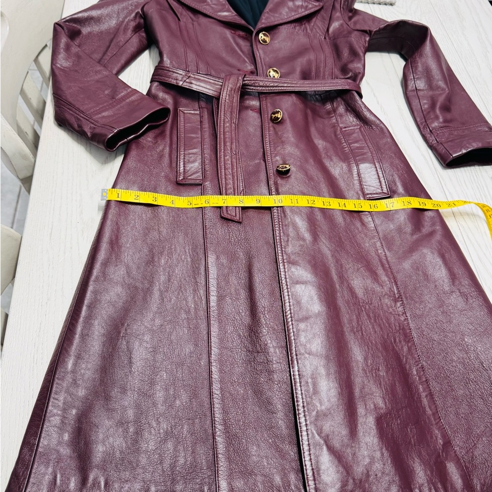 Women's Leather Trench Coat - Picture 15 of 16
